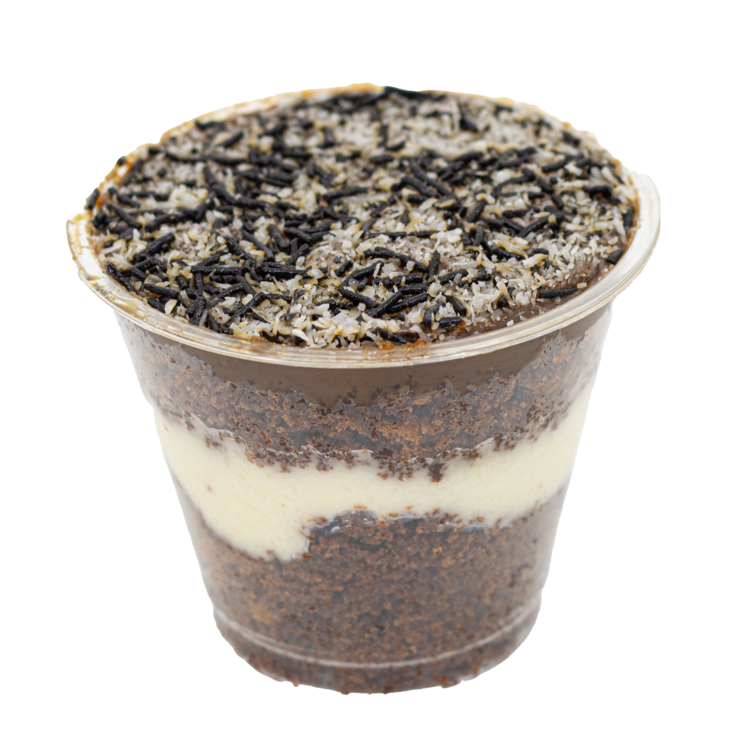 BOLO NO POTE DE BRIGADEIRO